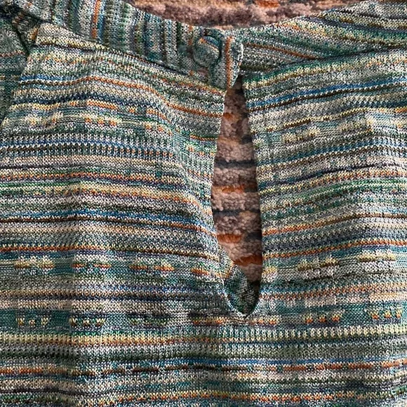 Women’s Bandolino Draped Neck Top - Picture 5 of 5